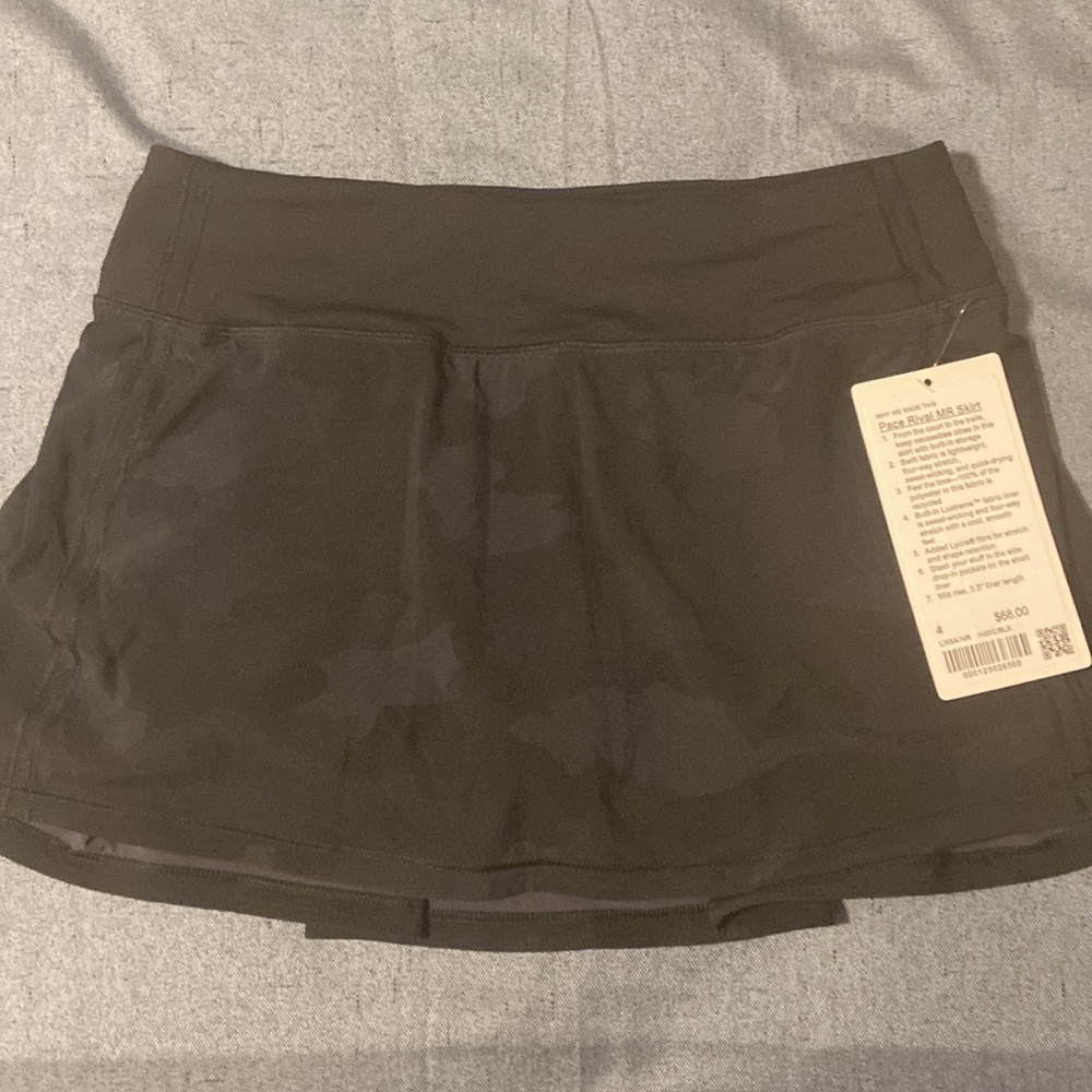 Lululemon Pace rival mid-rise skirt 12”